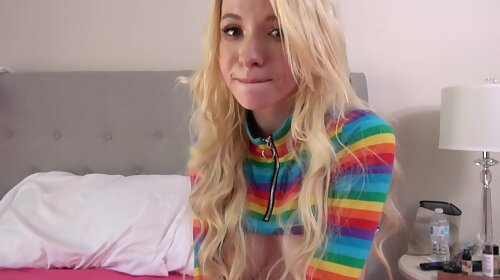 Nude Kenzie Reeves XXX